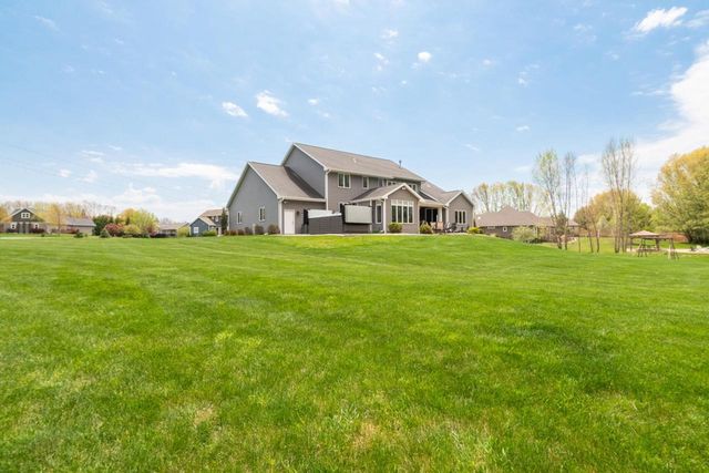 3400 AMBER LANE, Green Bay, WI 54311