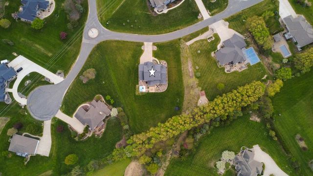 3400 AMBER LANE, Green Bay, WI 54311