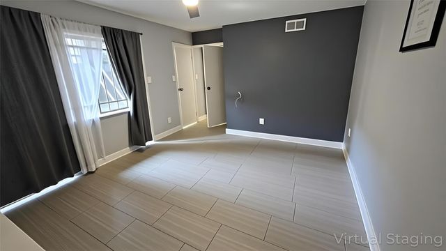 6601 Sands Point Drive 34, Houston, TX 77074