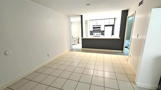 6601 Sands Point Drive 34, Houston, TX 77074