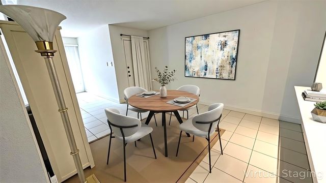 6601 Sands Point Drive 34, Houston, TX 77074