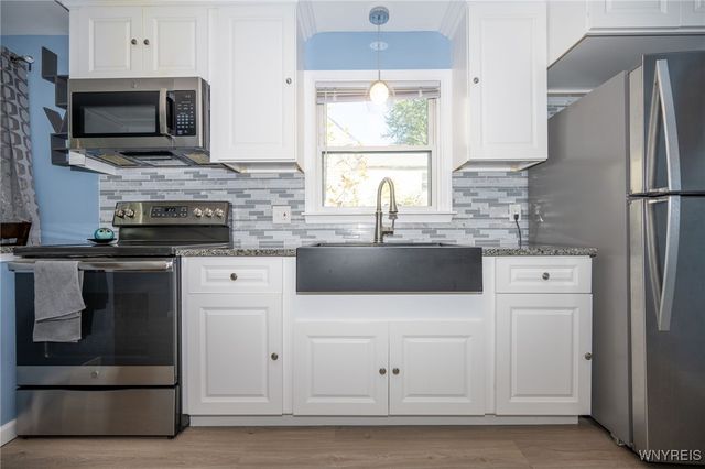 370 Green Street, Lockport City, NY 14094