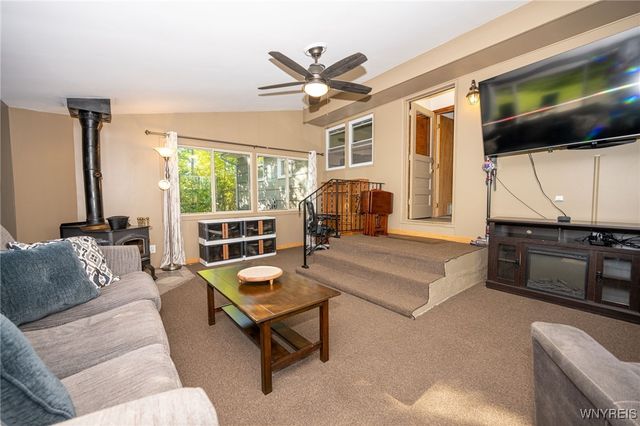 370 Green Street, Lockport City, NY 14094