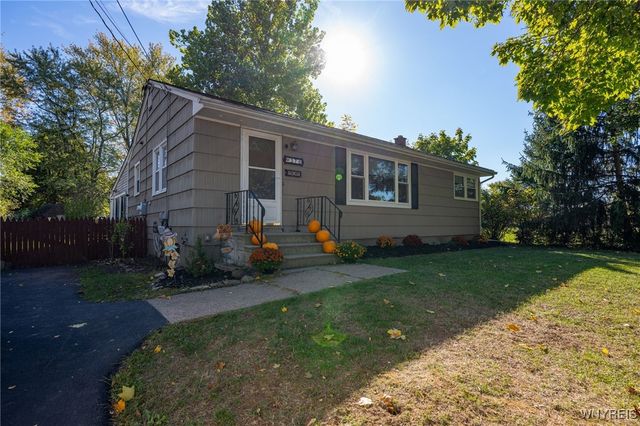 370 Green Street, Lockport City, NY 14094