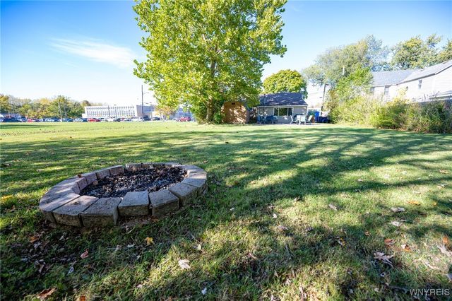 370 Green Street, Lockport City, NY 14094