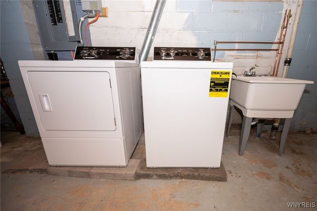 370 Green Street, Lockport City, NY 14094