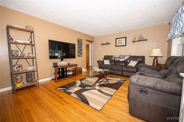 370 Green Street, Lockport City, NY 14094