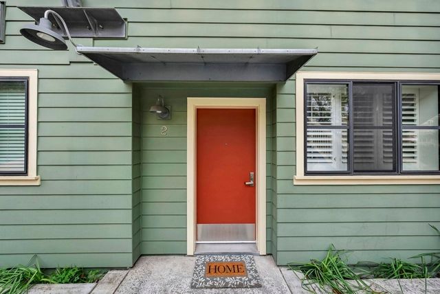 1565 32nd ST APT 2, Oakland, CA 94608