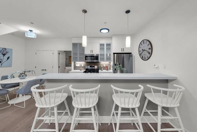 1565 32nd ST APT 2, Oakland, CA 94608