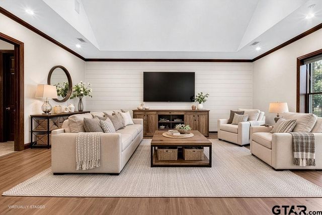 213 Winged Foot Dr., Hideaway, TX 75771