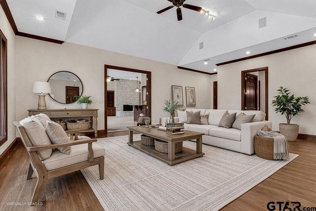 213 Winged Foot Dr., Hideaway, TX 75771