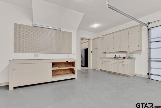 213 Winged Foot Dr., Hideaway, TX 75771