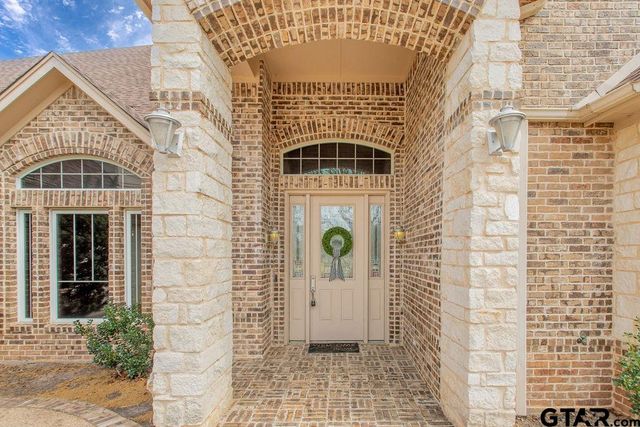 213 Winged Foot Dr., Hideaway, TX 75771