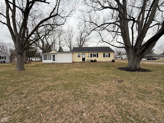 1515 Park Drive, Lebanon, IN 46052