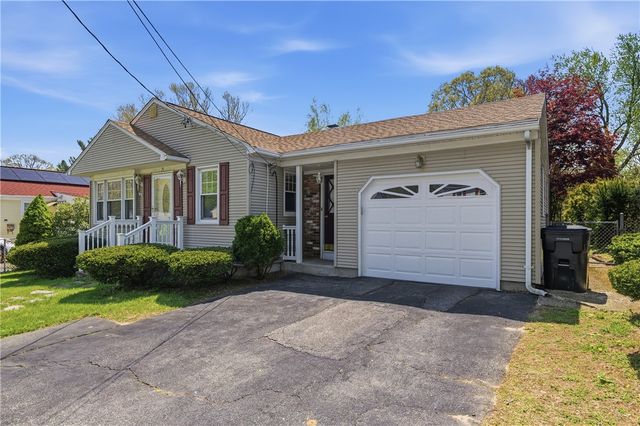 21 Citizen Street, Cumberland, RI 02864