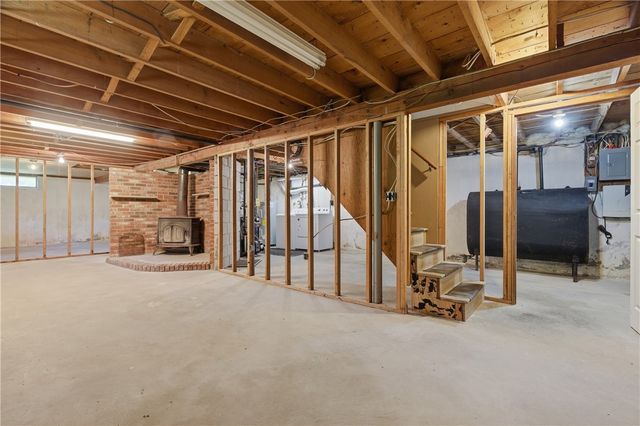 21 Citizen Street, Cumberland, RI 02864