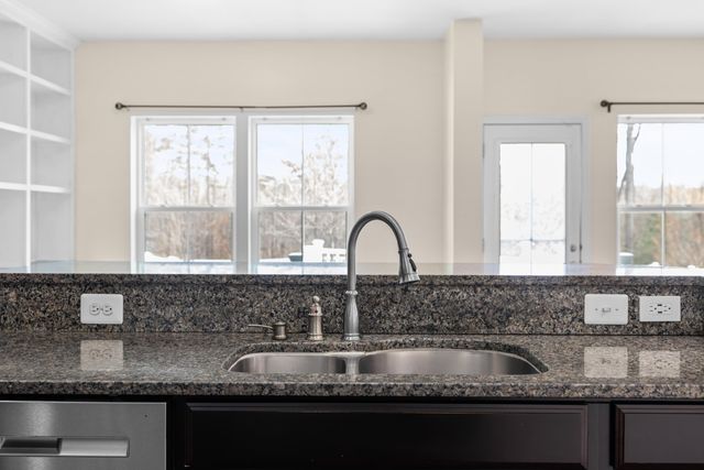 4517 BRIARWOOD DR, Charlottesville, VA 22911