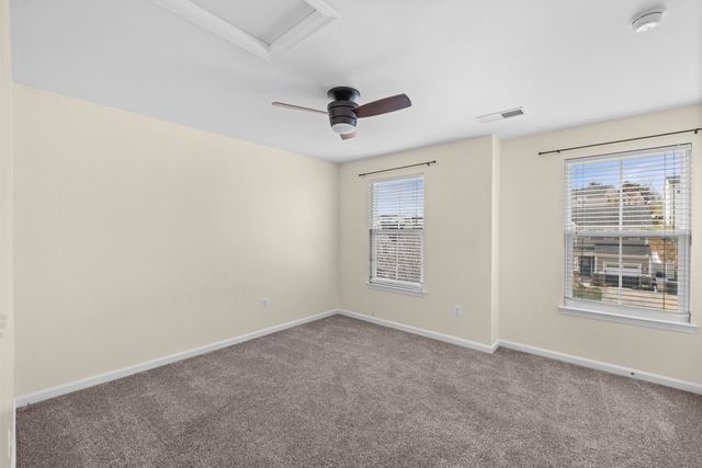 4517 BRIARWOOD DR, Charlottesville, VA 22911