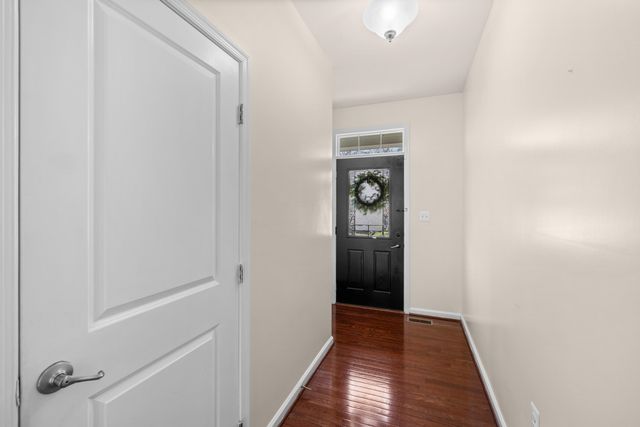 4517 BRIARWOOD DR, Charlottesville, VA 22911