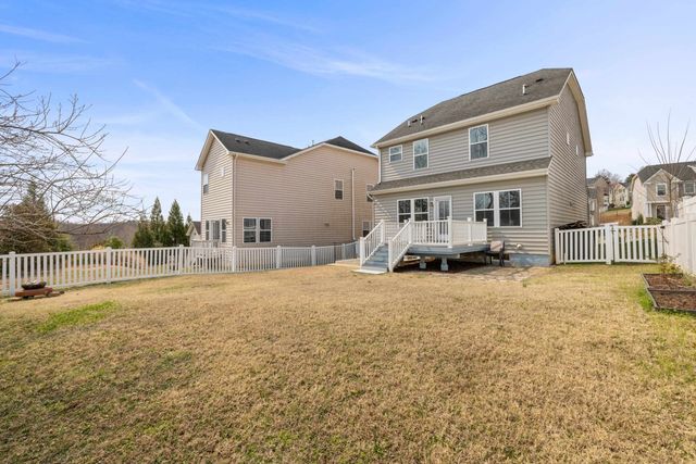 4517 BRIARWOOD DR, Charlottesville, VA 22911