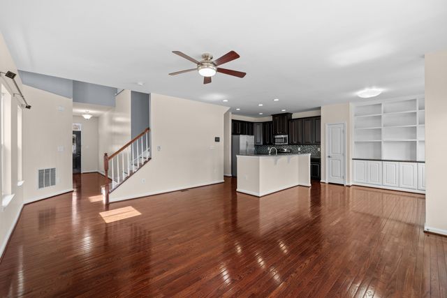 4517 BRIARWOOD DR, Charlottesville, VA 22911