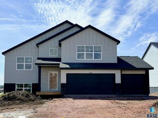 2209 E Alexa St Street, Brandon, SD 57005