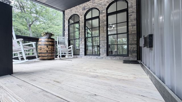 226 1st St, Altamont, TN 37301