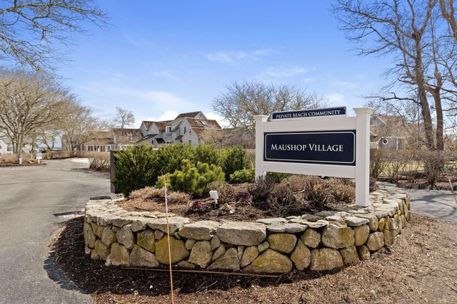 4 Hyannis Point Road UNIT 4, Mashpee, MA 02649