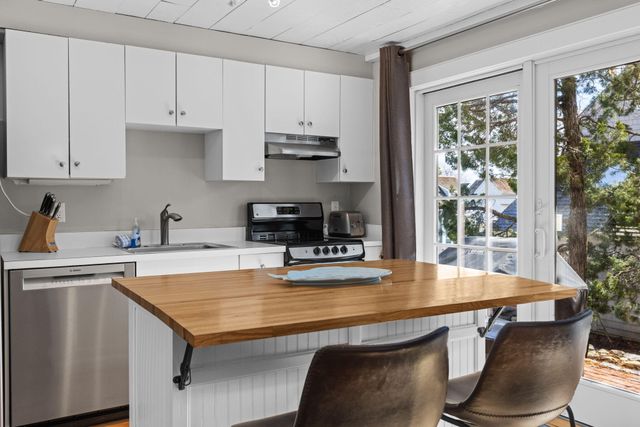 4 Hyannis Point Road UNIT 4, Mashpee, MA 02649