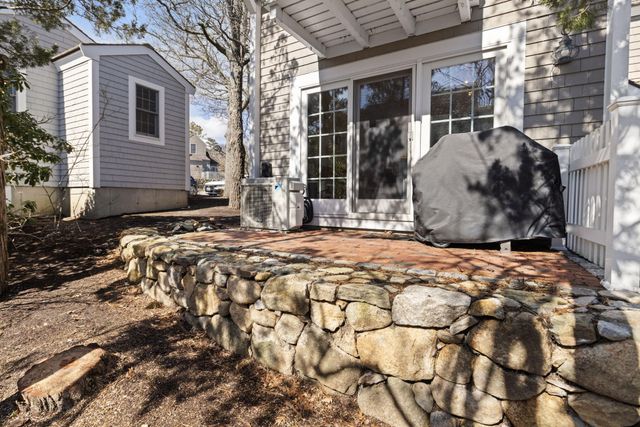 4 Hyannis Point Road UNIT 4, Mashpee, MA 02649