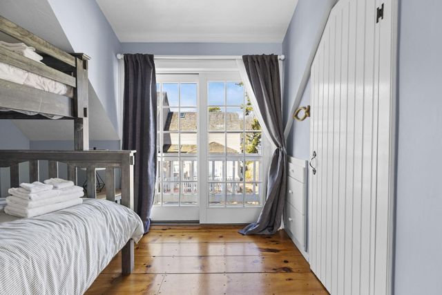 4 Hyannis Point Road UNIT 4, Mashpee, MA 02649