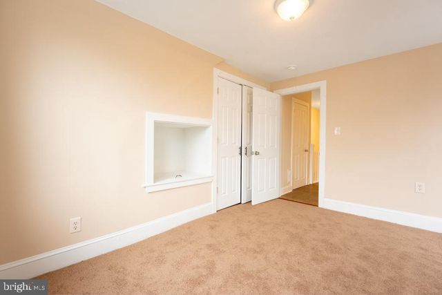 2013 EDGMONT AVE, Chester, PA 19013
