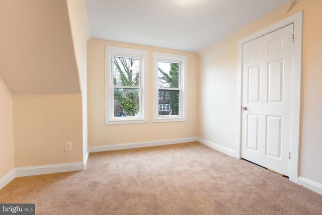 2013 EDGMONT AVE, Chester, PA 19013