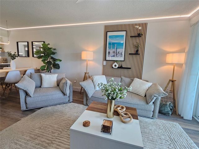 437 CERROMAR LANE 424, Venice, FL 34293