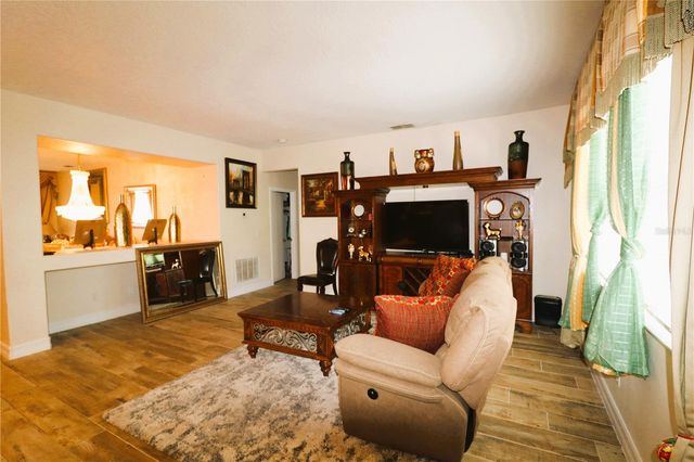 7151 COUNTRY RUN PARKWAY, Orlando, FL 32818