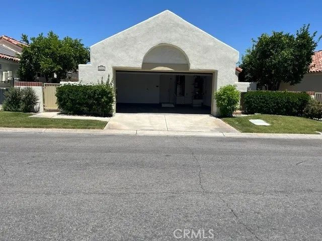 77592 Calle Las Brisas North, Palm Desert, CA 92211