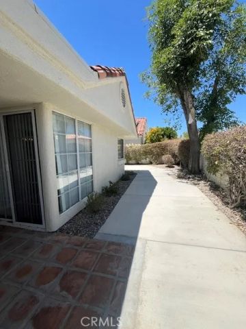 77592 Calle Las Brisas North, Palm Desert, CA 92211