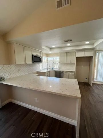 77592 Calle Las Brisas North, Palm Desert, CA 92211