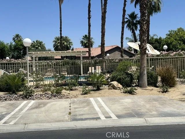 77592 Calle Las Brisas North, Palm Desert, CA 92211