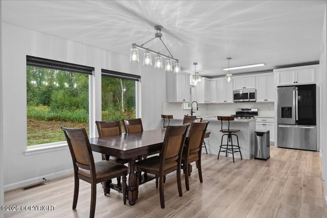 2136 N Meadow Lakes Drive, Wasilla, AK 99623