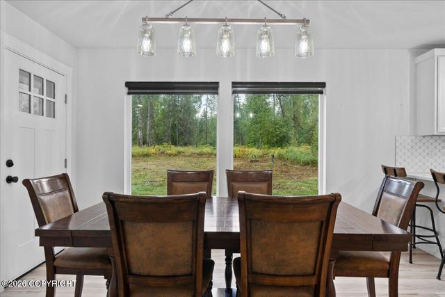 2136 N Meadow Lakes Drive, Wasilla, AK 99623