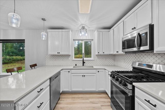 2136 N Meadow Lakes Drive, Wasilla, AK 99623