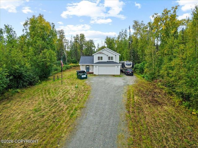 2136 N Meadow Lakes Drive, Wasilla, AK 99623