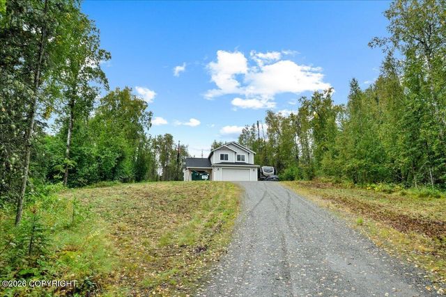 2136 N Meadow Lakes Drive, Wasilla, AK 99623