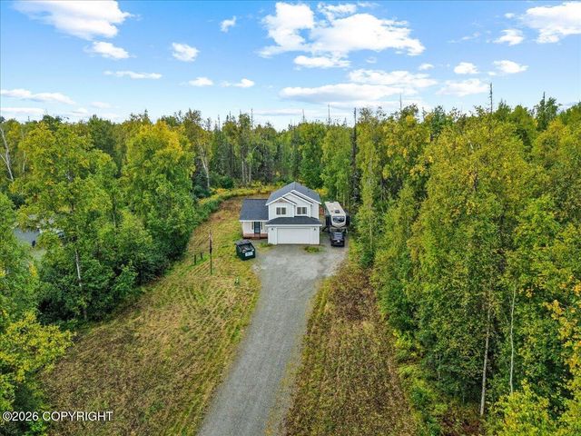 2136 N Meadow Lakes Drive, Wasilla, AK 99623