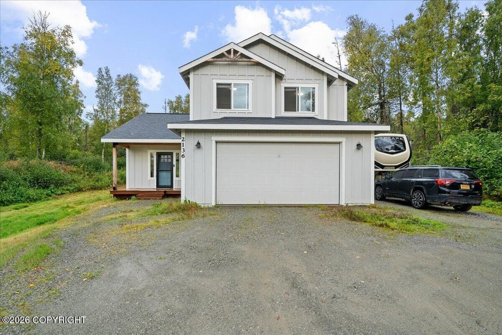 2136 N Meadow Lakes Drive, Wasilla, AK 99623