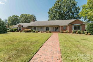 729 Mocksville Avenue, Salisbury, NC 28144
