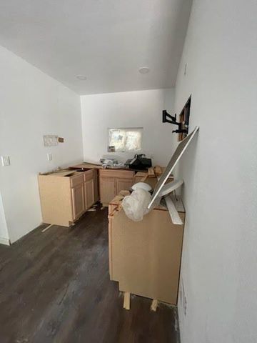 534 E Vassar Avenue, Fresno, CA 93704