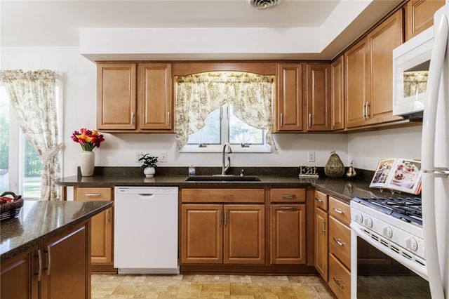 854 Route 31, Macedon, NY 14502