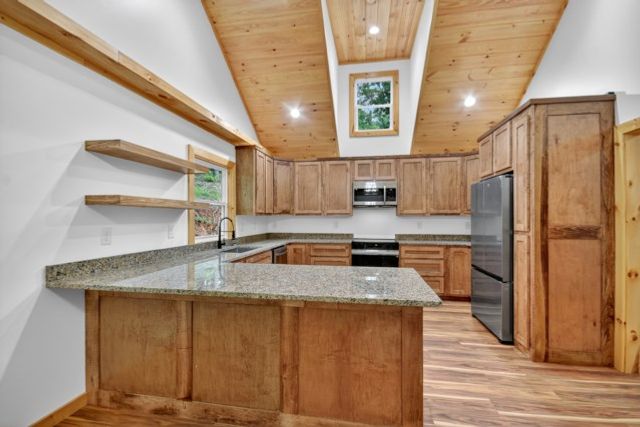 1041 Mountain Oak Road, Ellijay, GA 30536